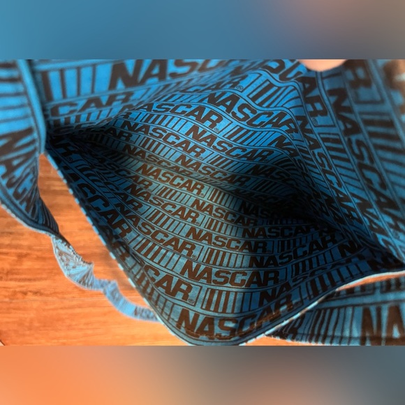 EUC NASCAR Crossbody bag. Two pockets. Strap is NOT adjustable. Blue & black. - Picture 6 of 10